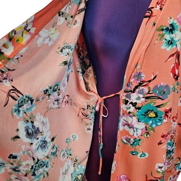 PinkBlush Coral Floral Rayon Kimono Robe Cover-Up Size Medium Women's - Picture 6 of 10